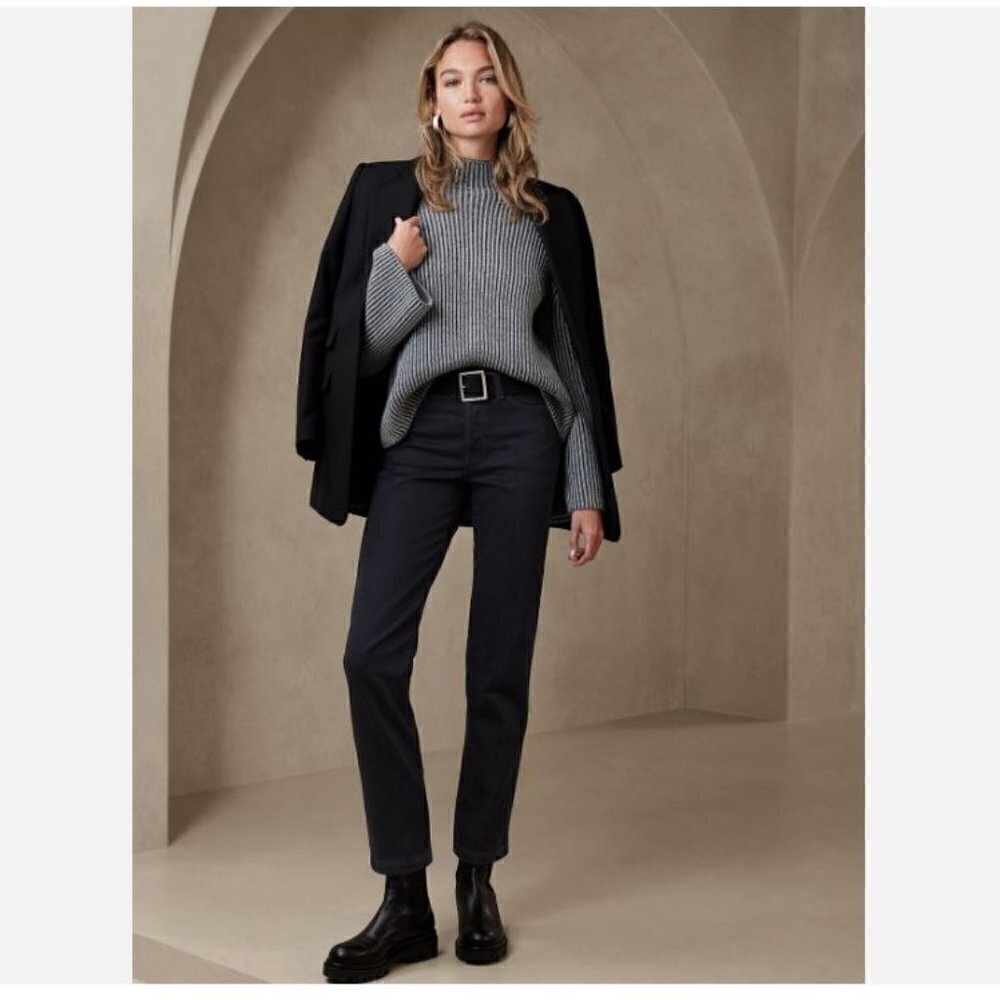 Banana Republic High Rise Straight Ankle Jeans Black Wash 25/0 PETITE RT$110